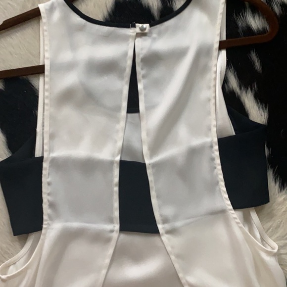 XS Express blouse, white and black - Picture 6 of 7